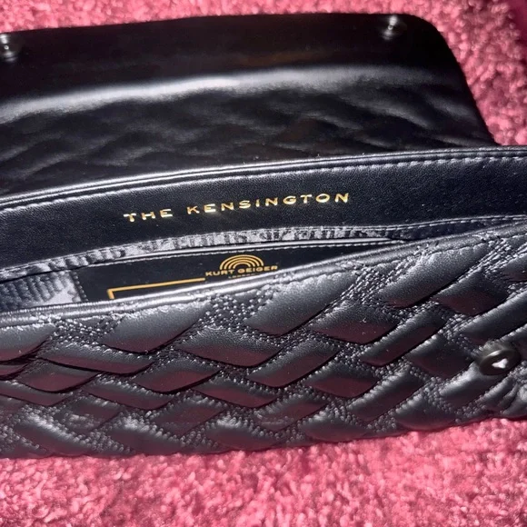 Elegant Black Quilted Clutch - Picture 6 of 8